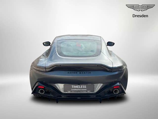 Aston Martin V8 V8