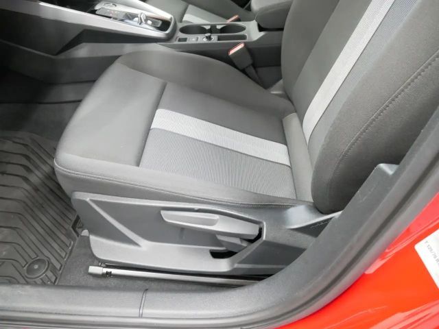 Audi A3 30 TFSI S-Line Sedan Sportback