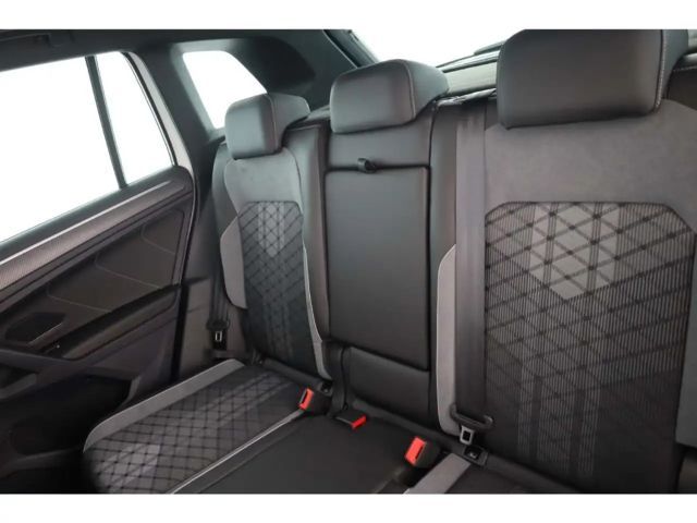 Volkswagen Tiguan 1.5 TSI DSG R-Line