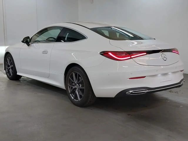Mercedes-Benz CLE 200 AVANTGARDE Coupé