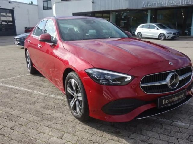 Mercedes-Benz C 180 AVANTGARDE Sedan