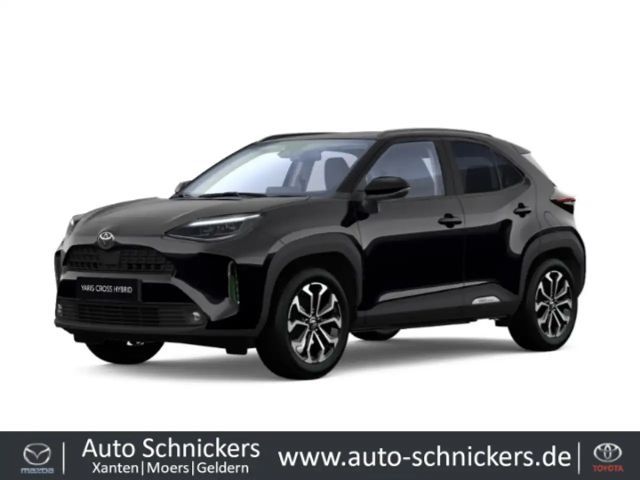 Toyota Yaris Cross TEAMPLAYER+SAFETY-P+WINTER-P+2025