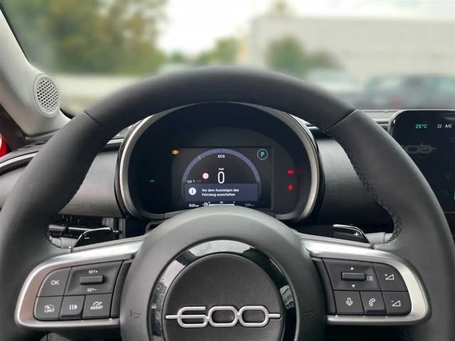 Fiat 600e Hybrid Special mit PDC*Navi*Klima