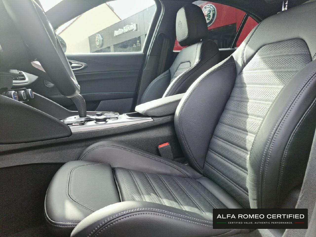 Alfa Romeo Giulia AT8 Q4 Turbo Veloce