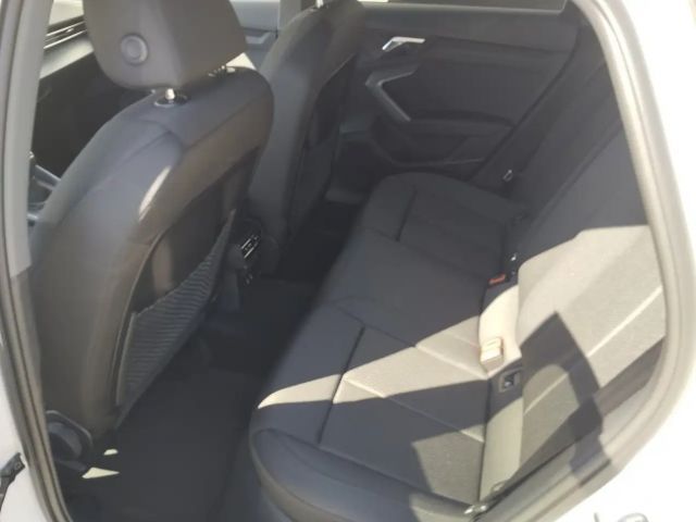 Audi A3 30 TFSI Sedan