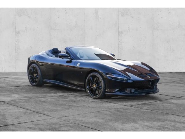Ferrari Roma Spider