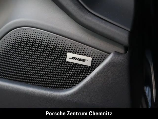 Porsche Taycan 4 4S Cross Turismo