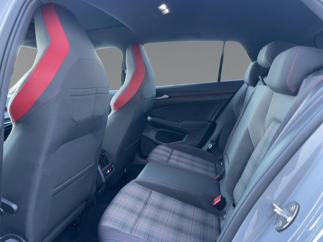 Volkswagen Golf 2.0 TSI DSG Golf VIII