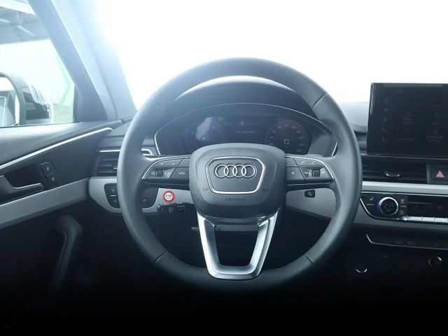 Audi A4 35 TFSI Avant S-Line S-Tronic