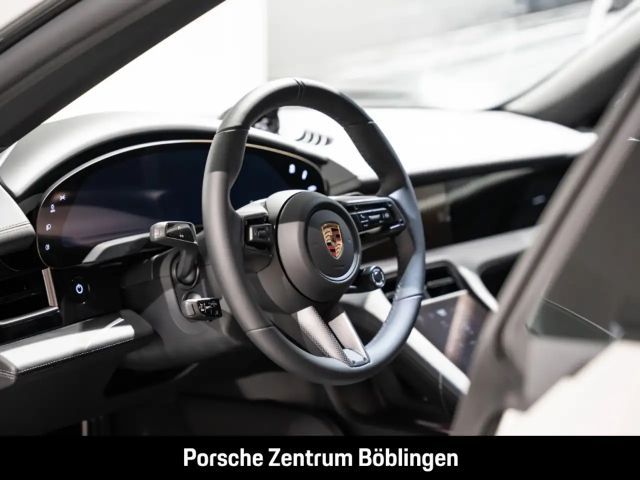 Porsche Taycan 4S Cross Turismo