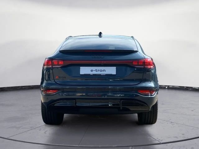 Audi SQ6 e-tron .