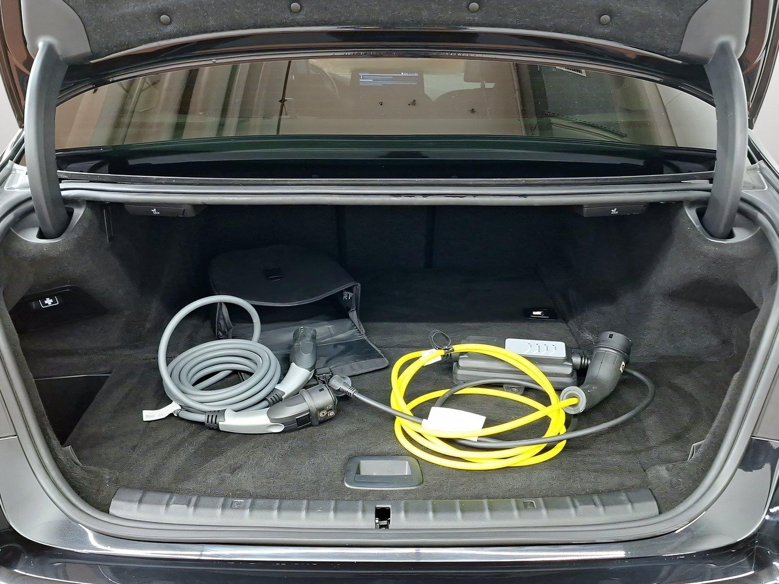 BMW 545 545e Sedan xDrive