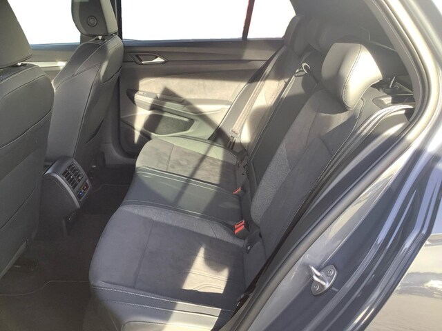 Volkswagen Golf 1.5 eTSI DSG Golf VIII Style