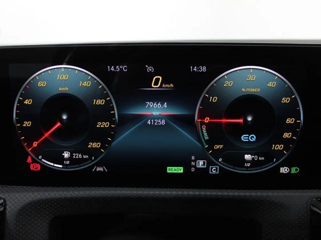 Mercedes-Benz CLA 250 AMG Line CLA 250 e