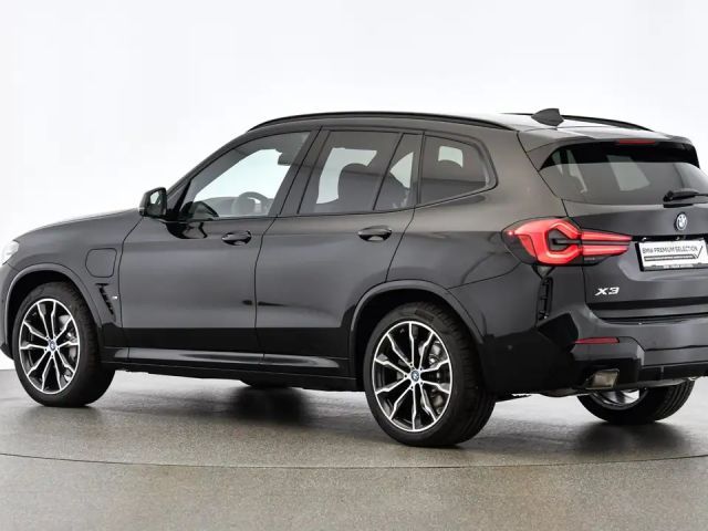 BMW X3 xDrive30e