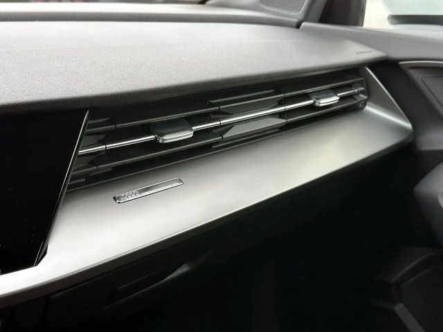 Audi A3 30 TFSI S-Tronic Sportback