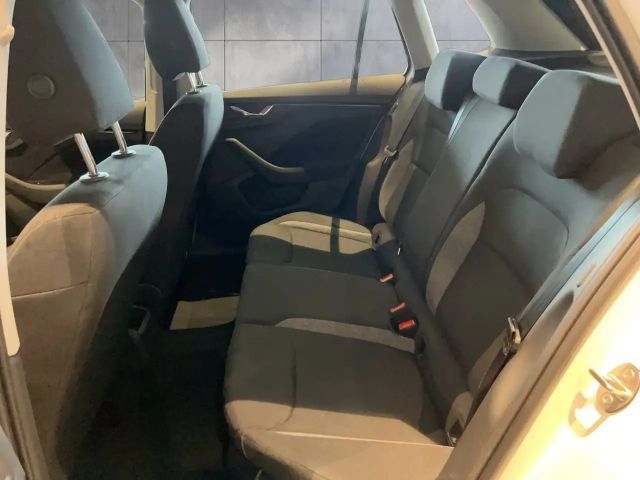 Skoda Kamiq Essence TSI