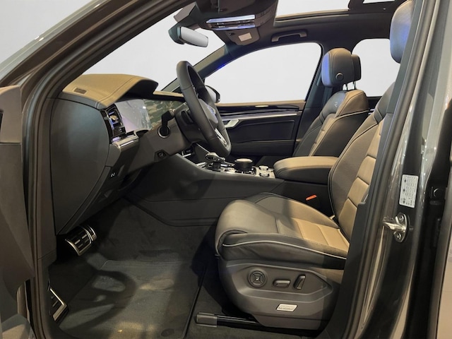 Volkswagen Touareg 4Motion R-Line