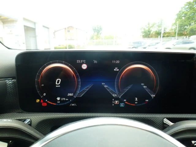 Mercedes-Benz A 200 4MATIC Progressive