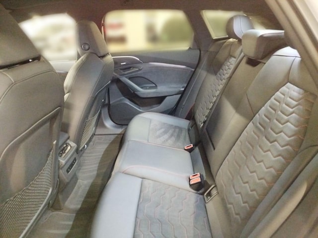 Audi A6 e-tron Avant