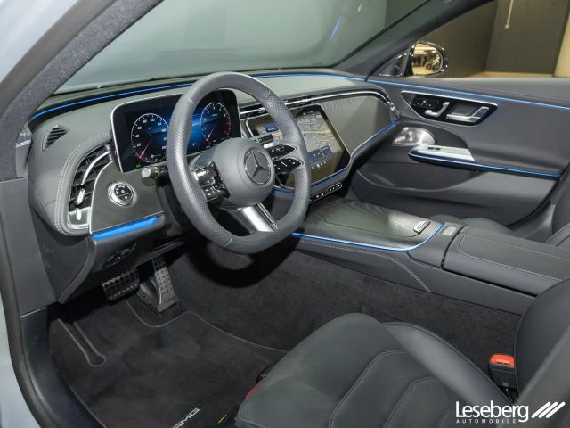 Mercedes-Benz E 200 AMG Line Sedan