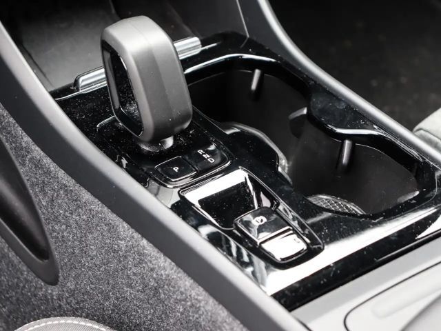 Volvo XC40 Dark Plus