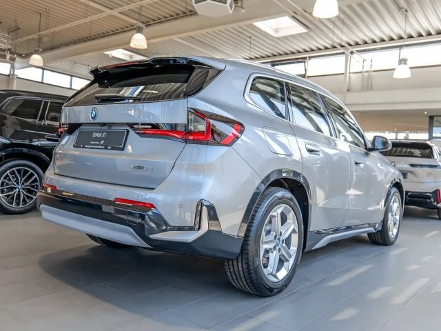 BMW iX1 xDrive30