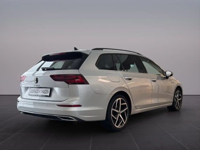 Volkswagen Golf Style Variant