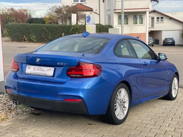 BMW 220 220i Coupé M-Sport