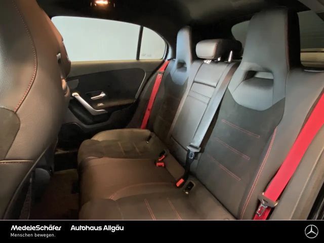 Mercedes-Benz A 35 AMG 4MATIC AMG Line