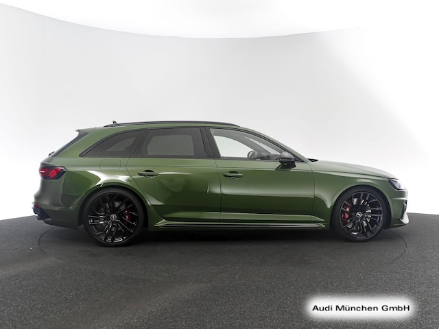 Audi RS4 Avant Quattro
