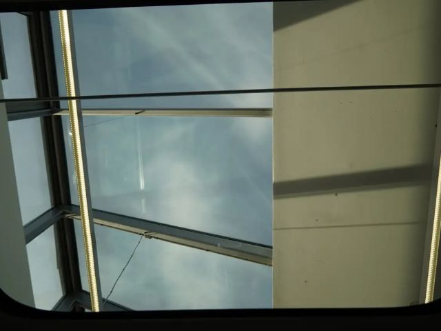 Volvo V60 AWD Plus T6