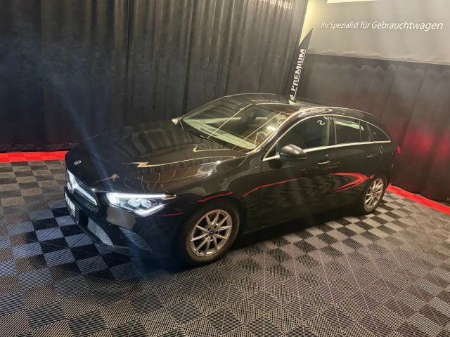 Mercedes-Benz CLA 180 CLA *AHK*VIRTUAL-COCKPIT*KAMERA*