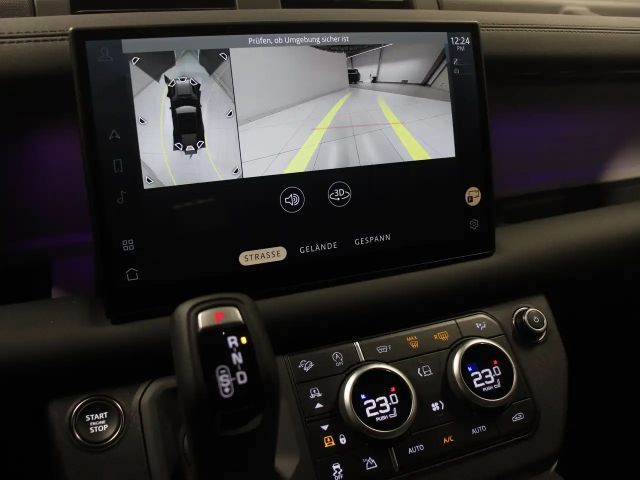 Land Rover Defender 110 D300 Dynamic SE