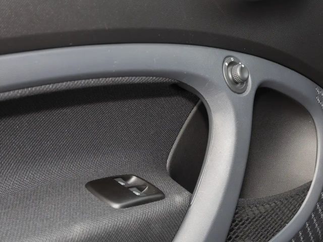 Smart EQ fortwo EQ  SHZ KlimaA LM PDC AUT