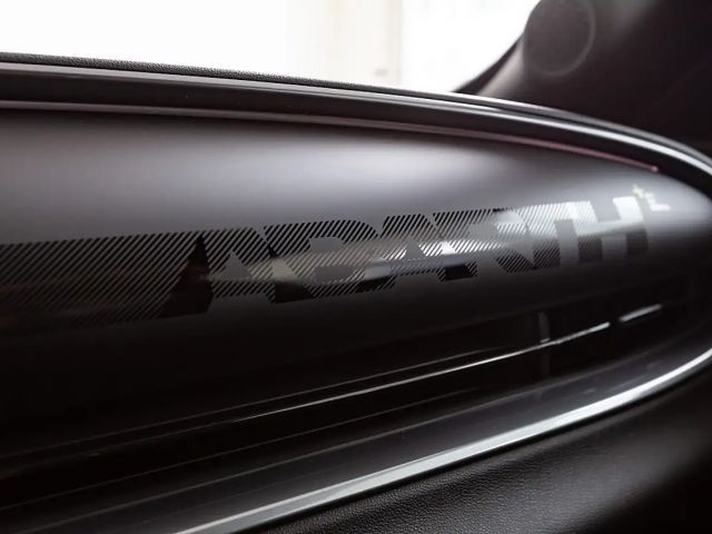 Abarth 600e Scorpionissima