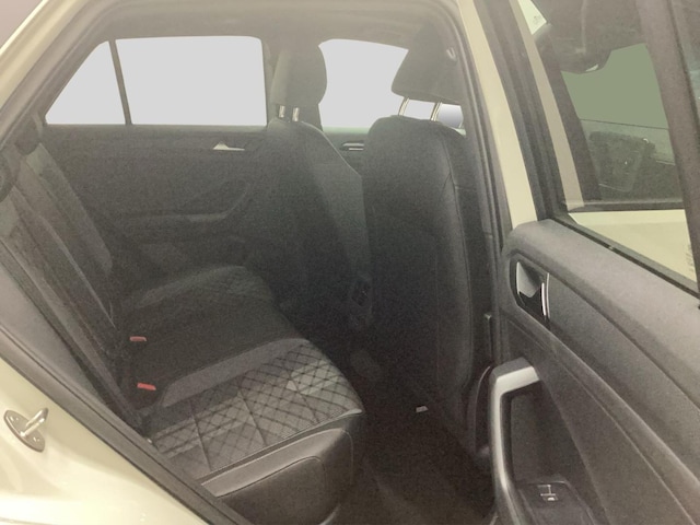 Volkswagen T-Roc 1.5 TSI DSG IQ.Drive R-Line