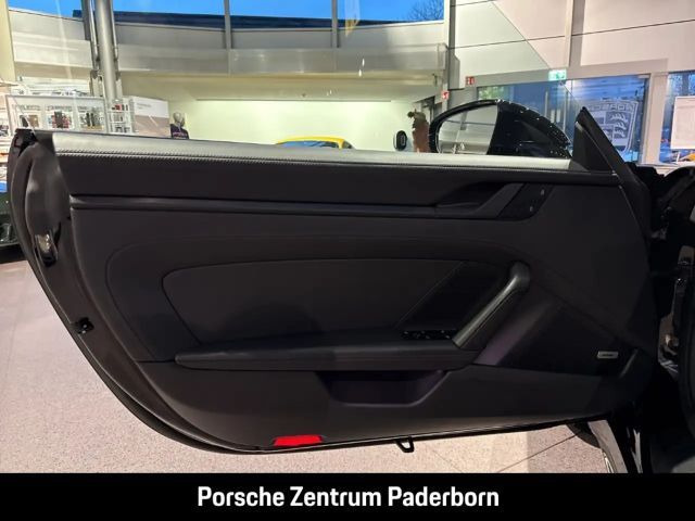 Porsche 992 Carrera Coupé GTS