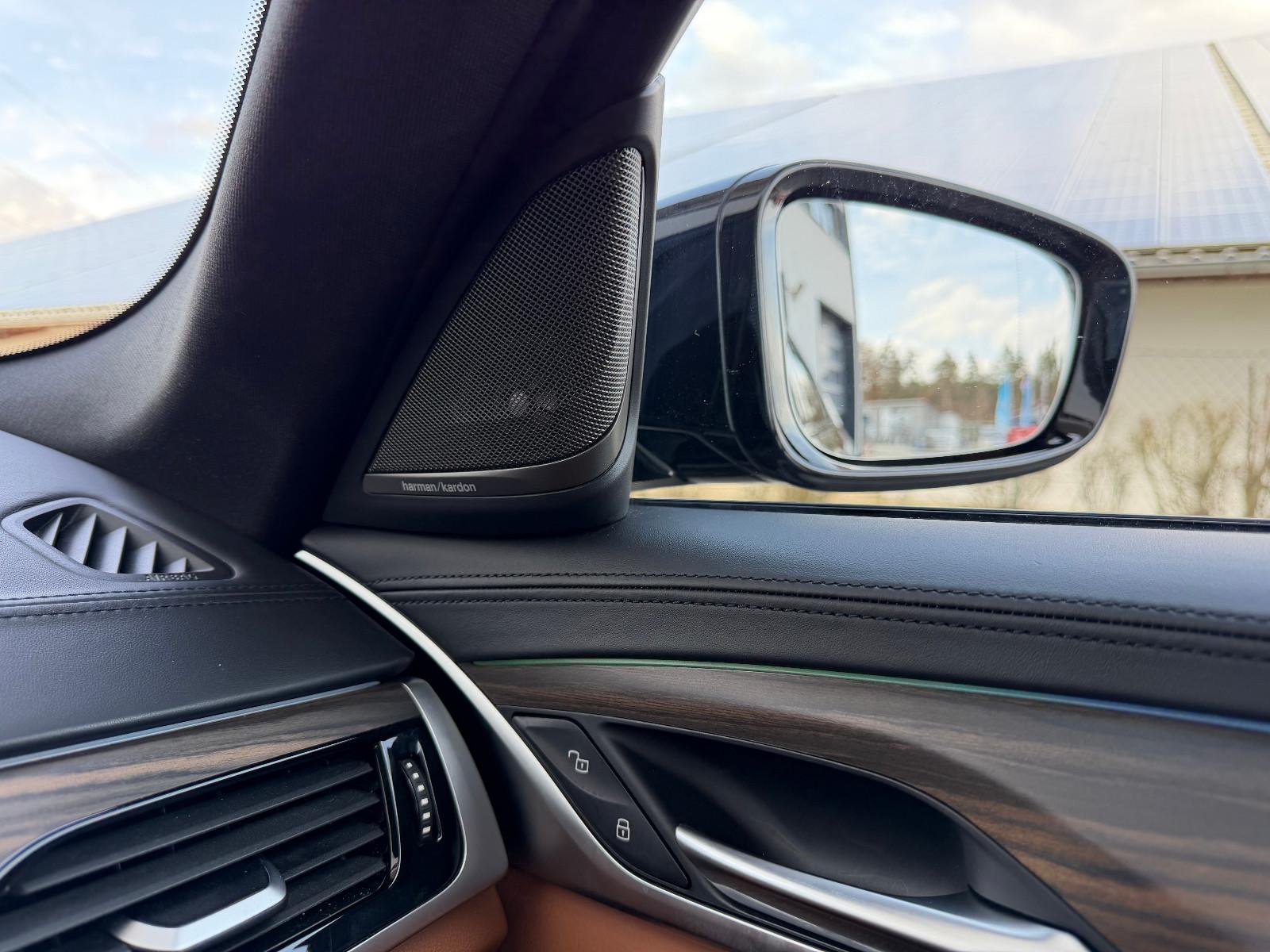 BMW 545 545e M-Sport Sedan xDrive