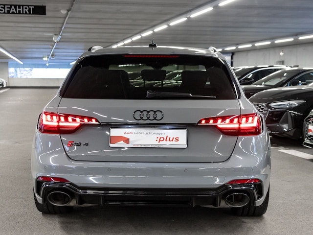 Audi RS4 Avant Quattro
