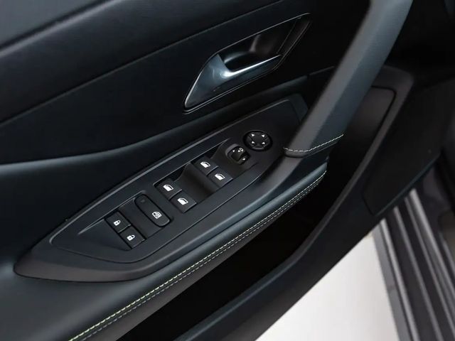 Peugeot E-308 GT-Line