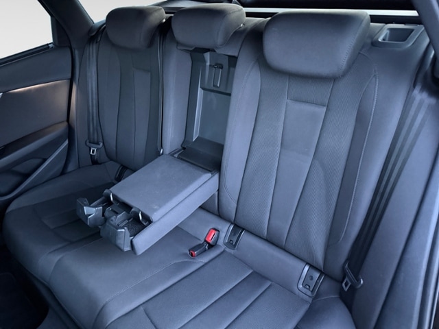 Audi A4 40 TDI Avant S-Tronic