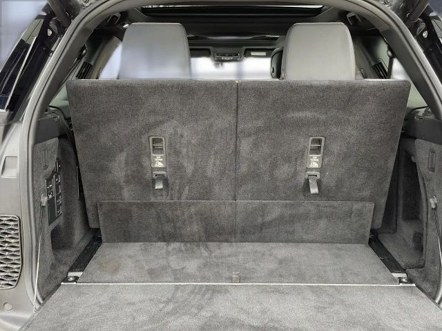 Land Rover Discovery D250 Dynamic R-Dynamic SE