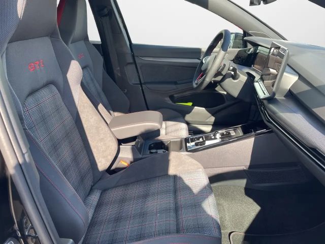 Volkswagen Golf 2.0 TSI DSG GTI Style