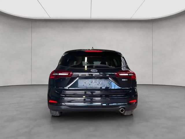 Ford Focus Titanium Wagon