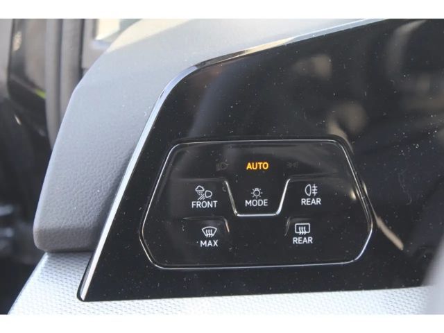 Volkswagen Golf 1.5 TSI DSG Style