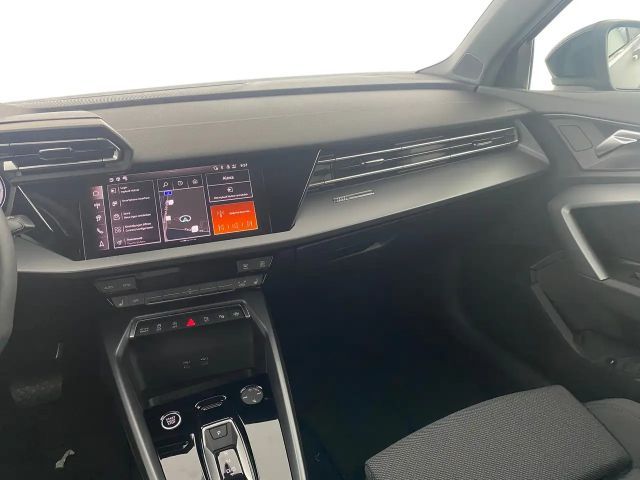 Audi A3 30 TFSI Sedan