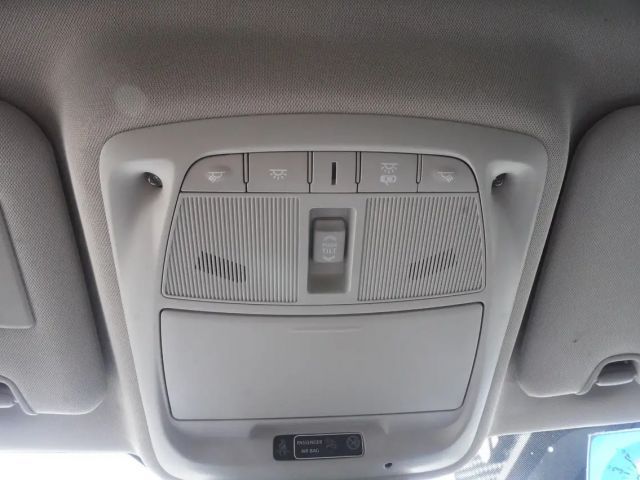 Renault Koleos Initiale Paris