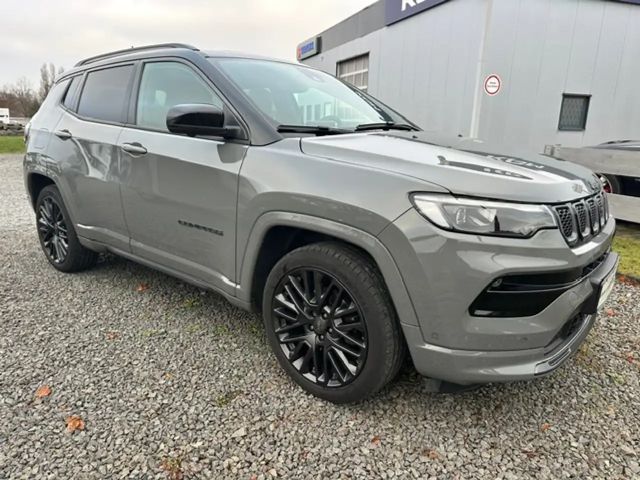 Jeep Compass 1.3 GSE T4 Automatik S