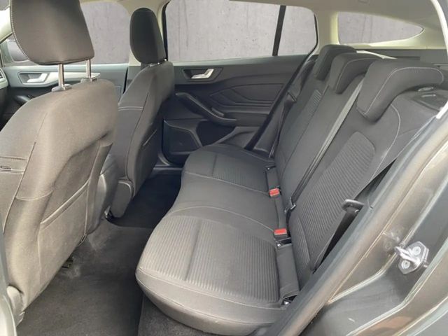 Ford Focus EcoBoost Titanium Wagon